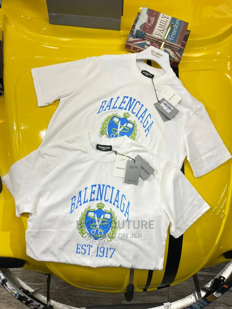 High Quality BALENCIAGA T-Shirts Available in Store