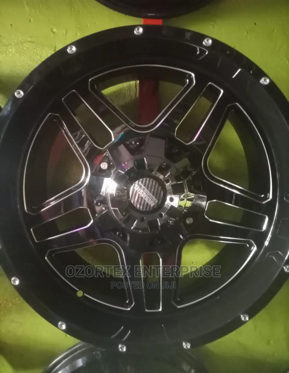 Tundra 20inch Rim Off Road !