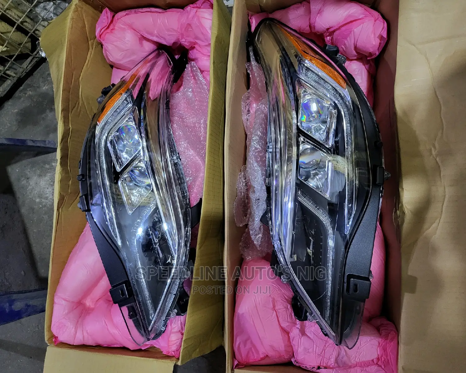 Complete Set of Head Lamp Toyota Avalon 2017/2018 Fully Led