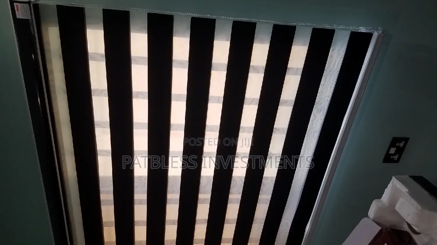 Unique Day Night Window Blinds, #12000 Per Square.