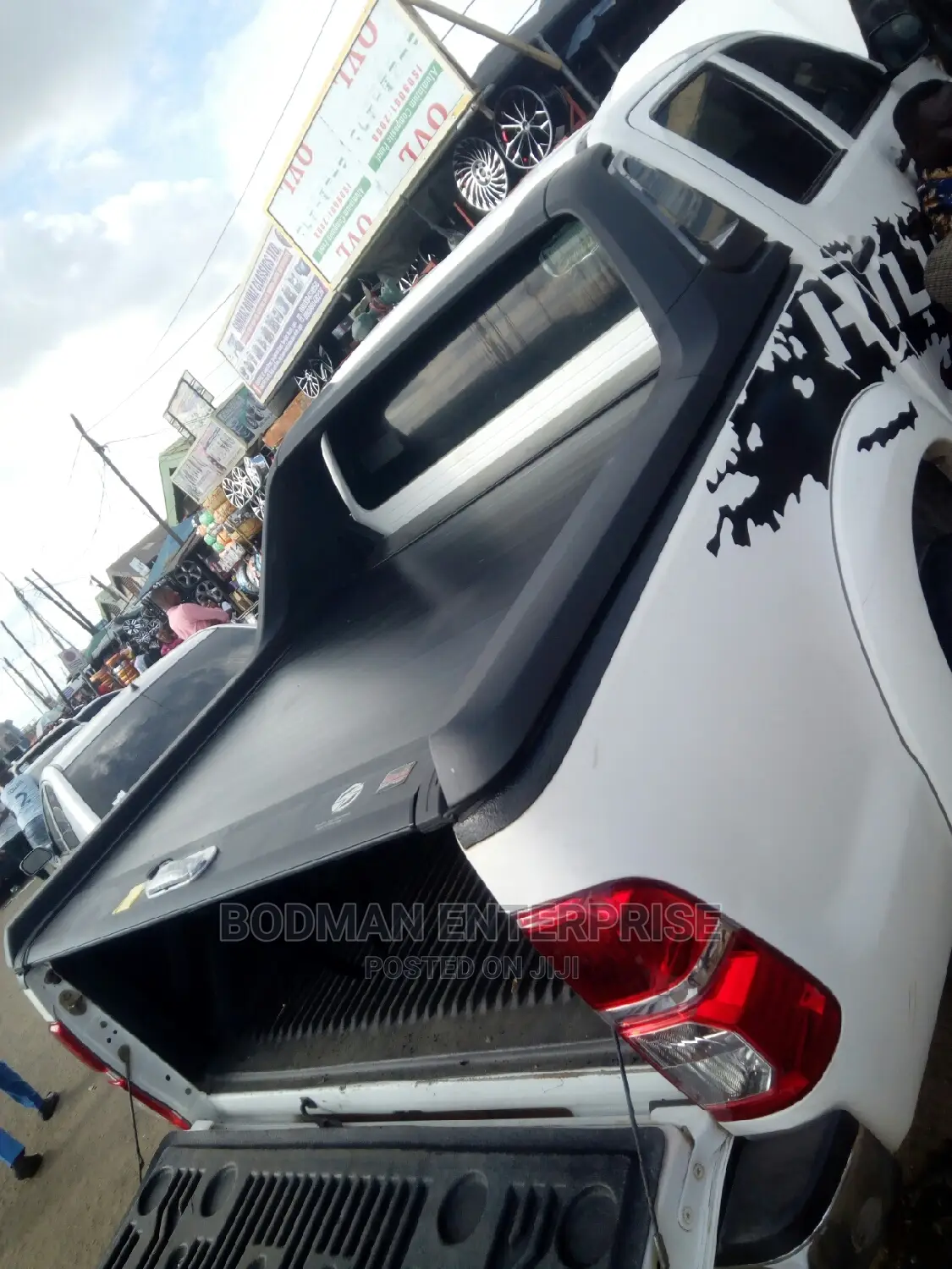 Rolling Boot Cover for Toyota Hilux