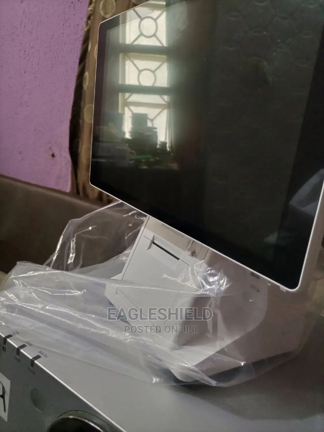 Single Screen Pos With Biult in Thermal Reciept Printer