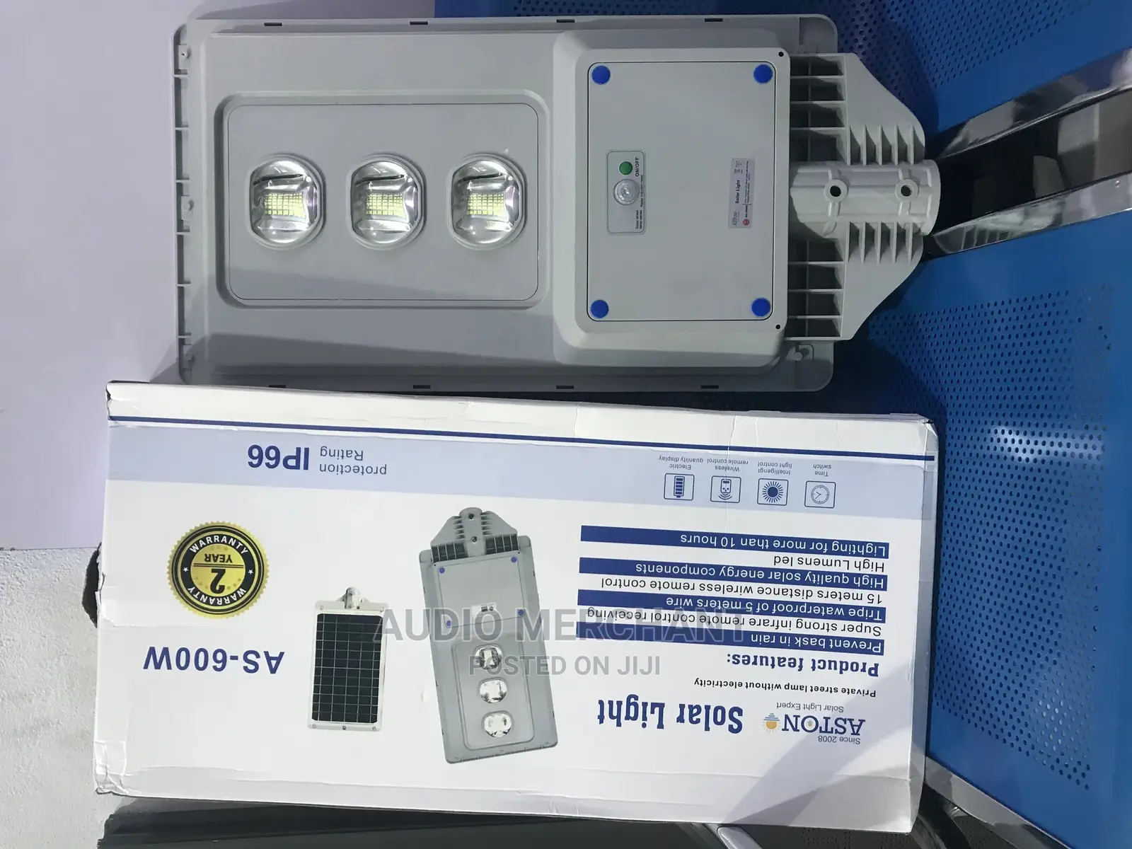 Solar Light 600 Watts