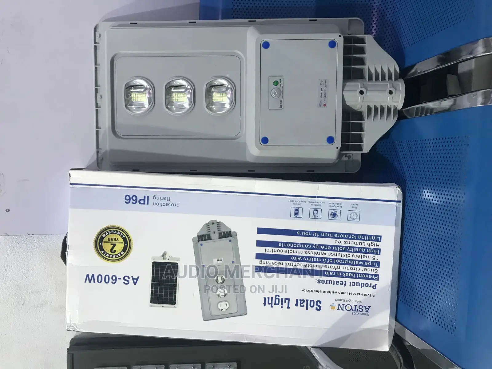Solar Light 600 Watts