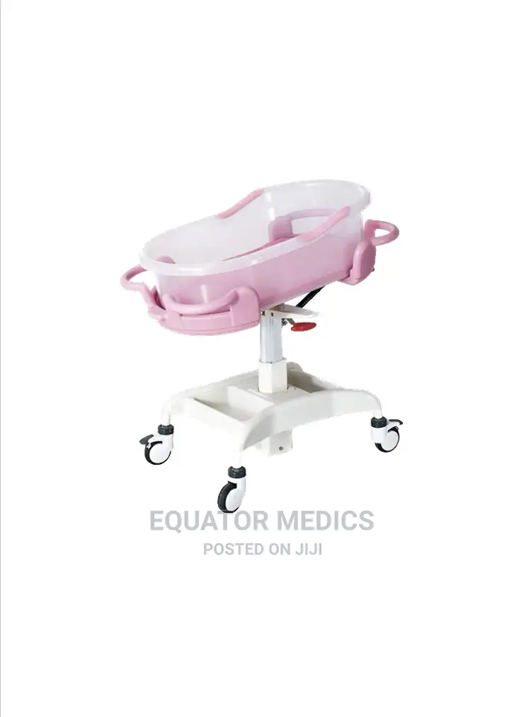 Hospital Baby Crib / Bassinet Bt649