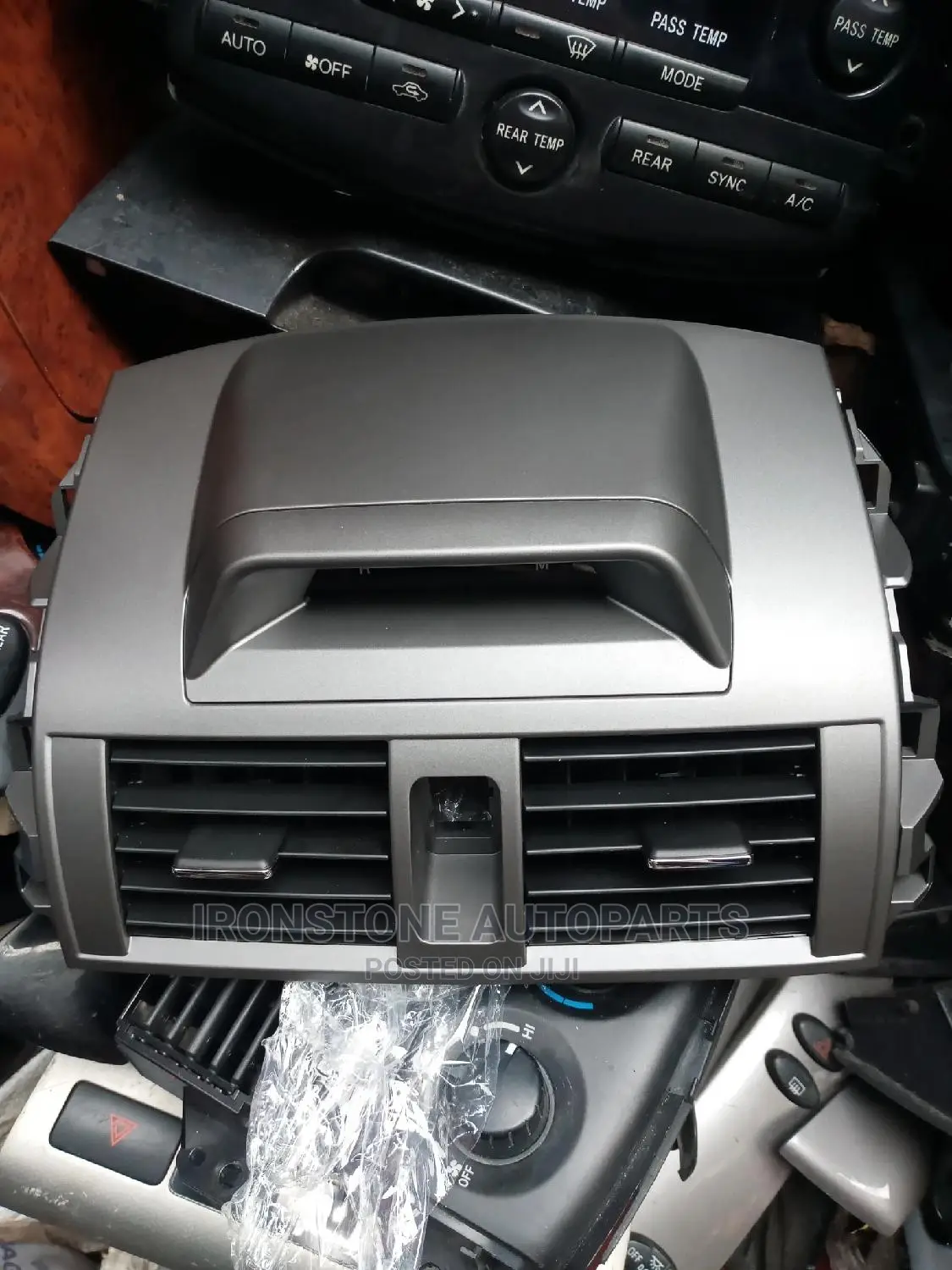 AC Vent With Clock - Corolla 2010 - 2012