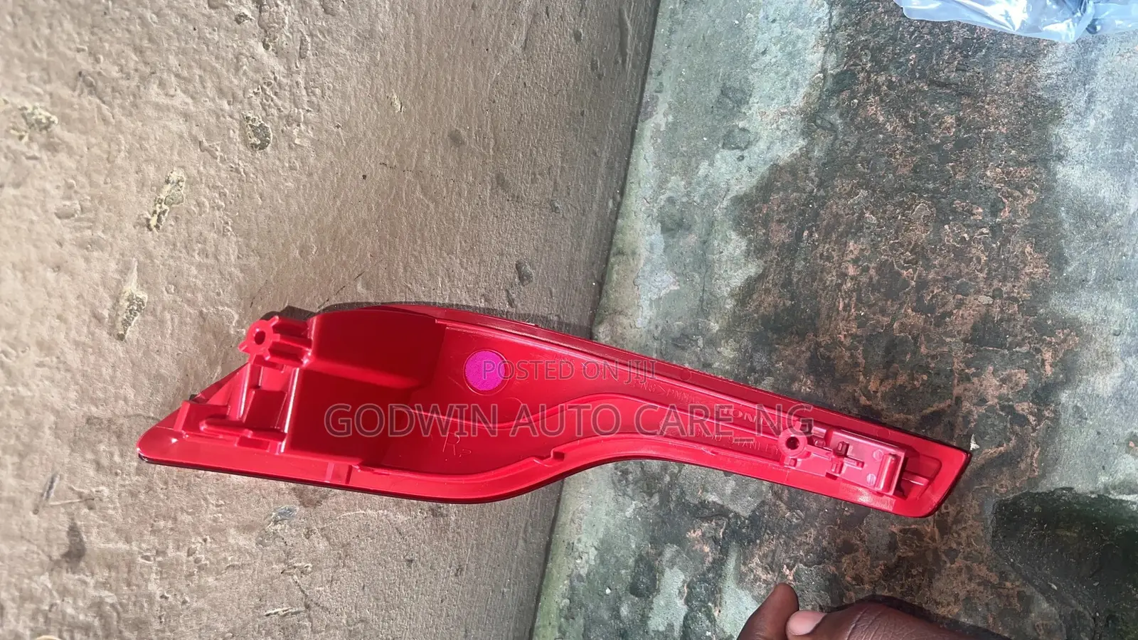 Back Bumber Reflector 2018 Honda CR-V