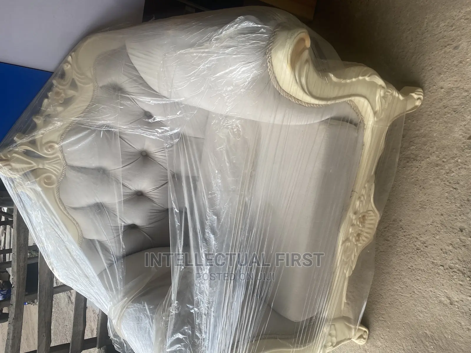 Modern 7 Seater Living Room Fabric Made Sofa Chair.