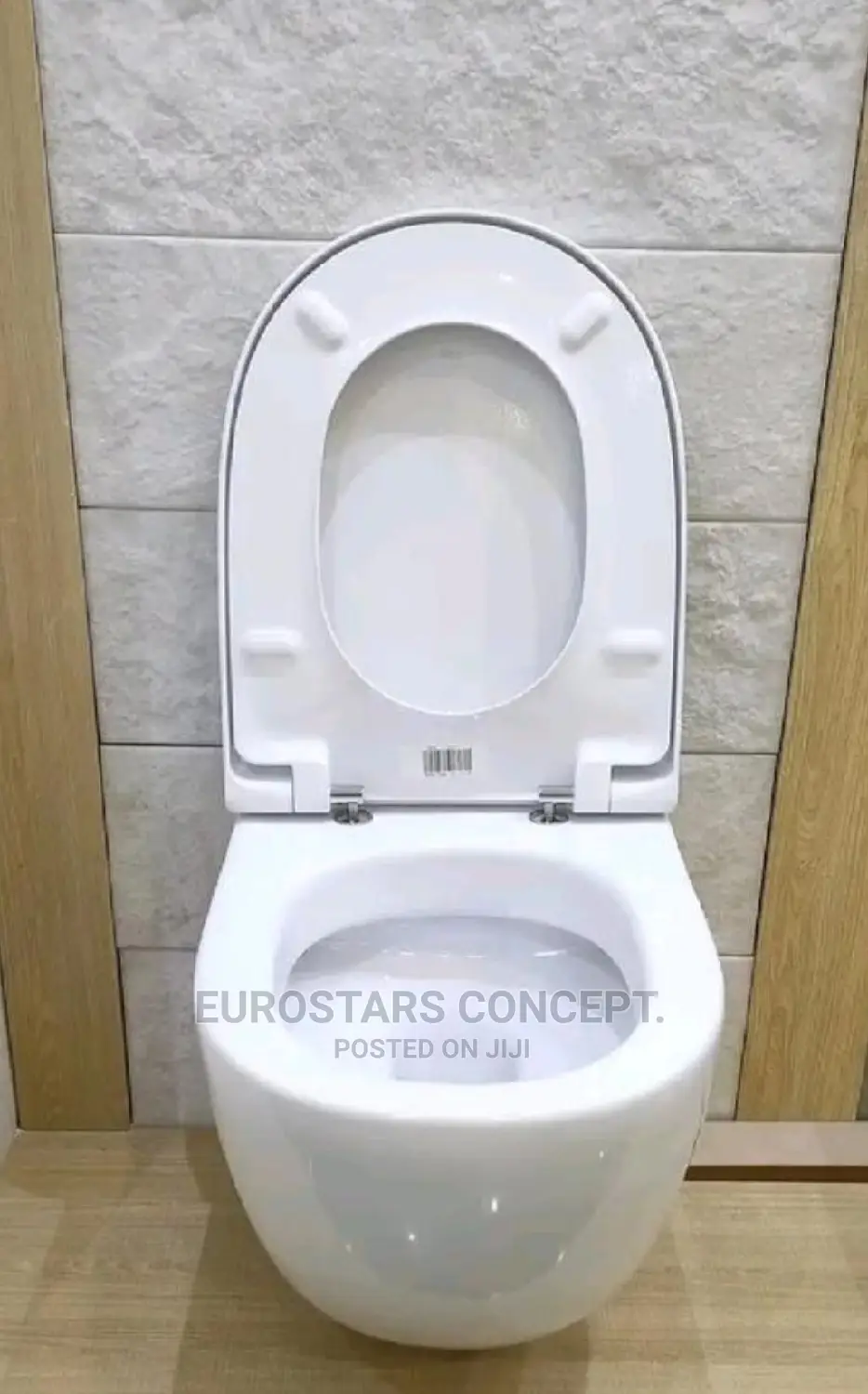 England Standard Wall Hug WC