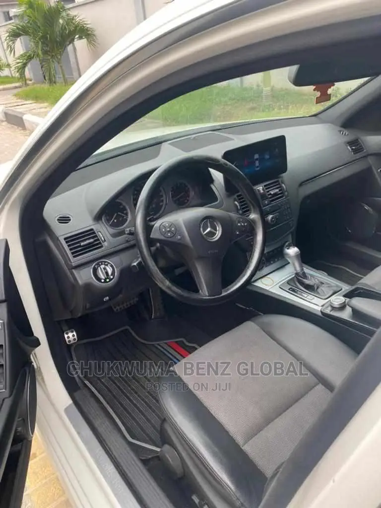 Complete Steering Wheel C300 204 Available in Stock