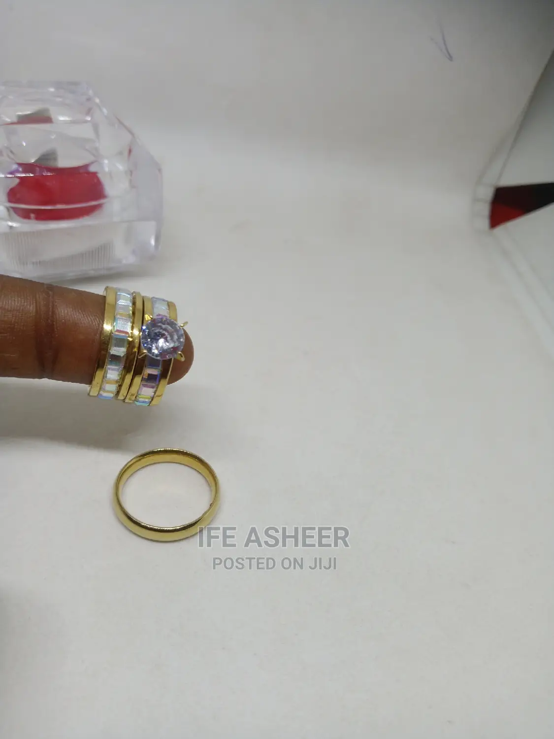 Couples Low Budget Set of Gold Wedding Ring - Gold