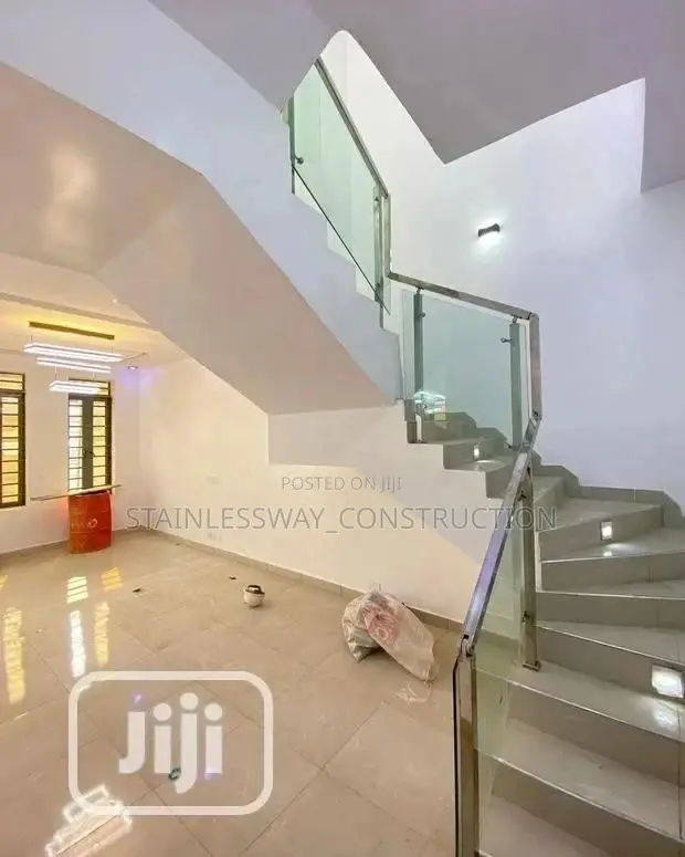 Glass Staircase Railing