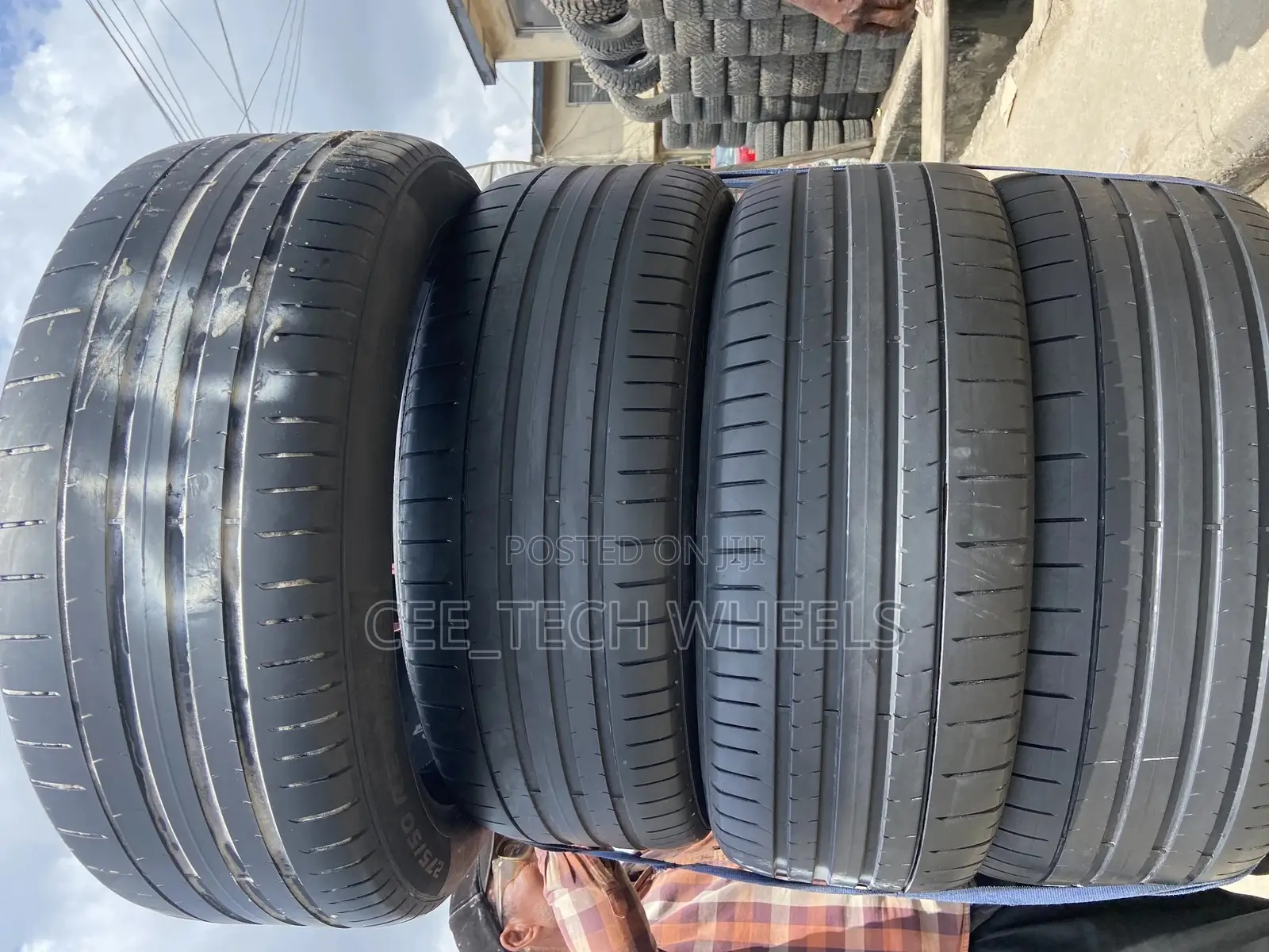 20 Inches Tyres for Car and Jeep Highest Grade