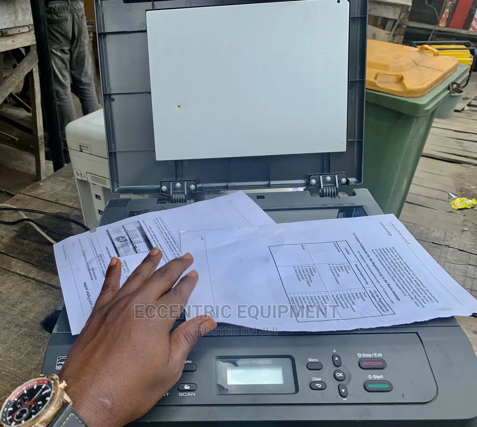 Brother DCP 7055w Photocopy Machine