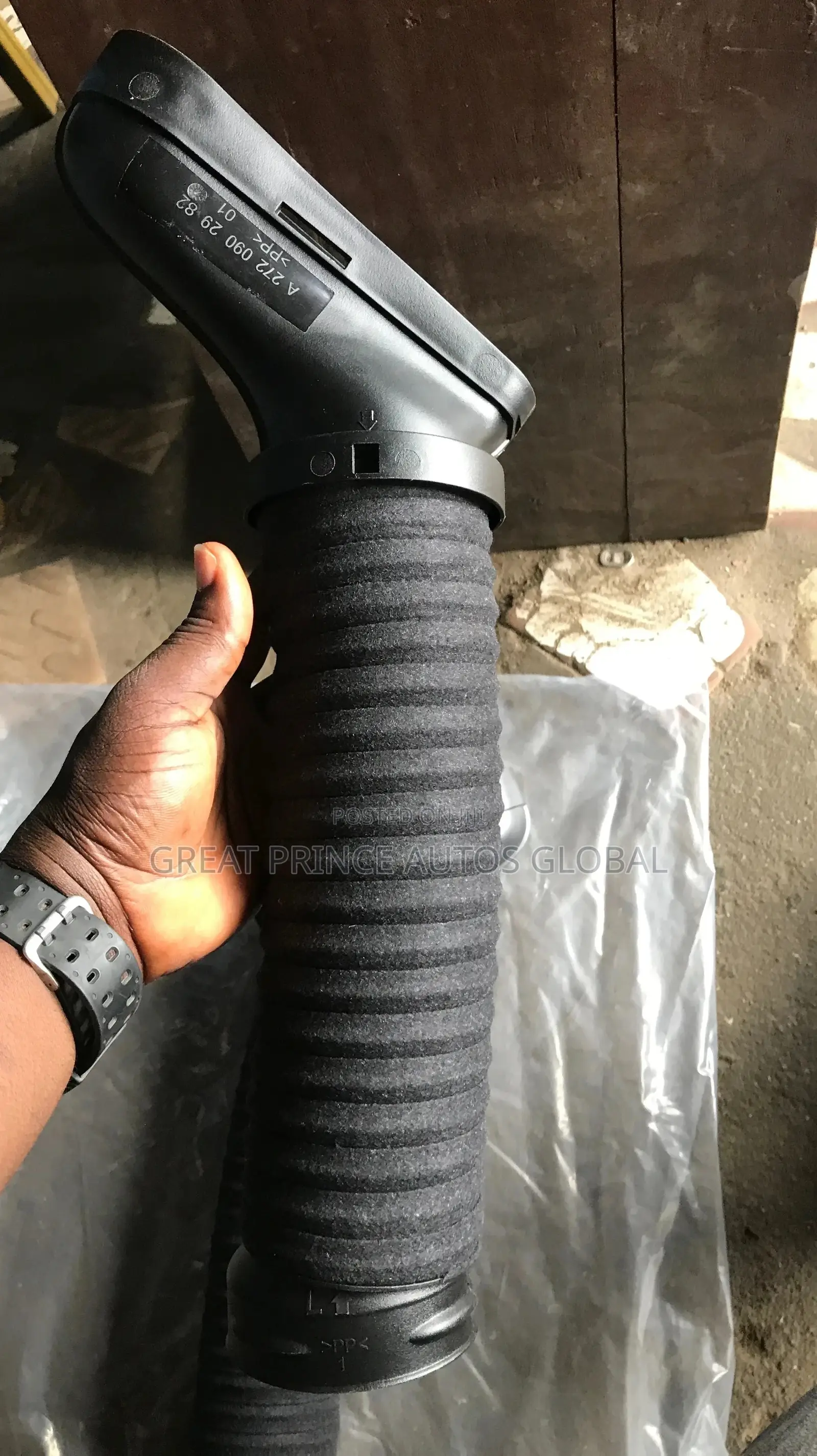 Engine Air Hose 272 for C300 204 and GLK 350