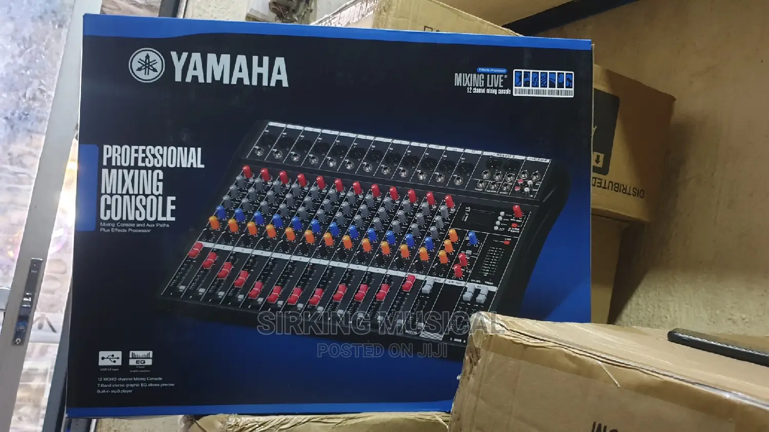 Yamaha Ct-120s, 12 Channels Mixer With Bluetooth and USB