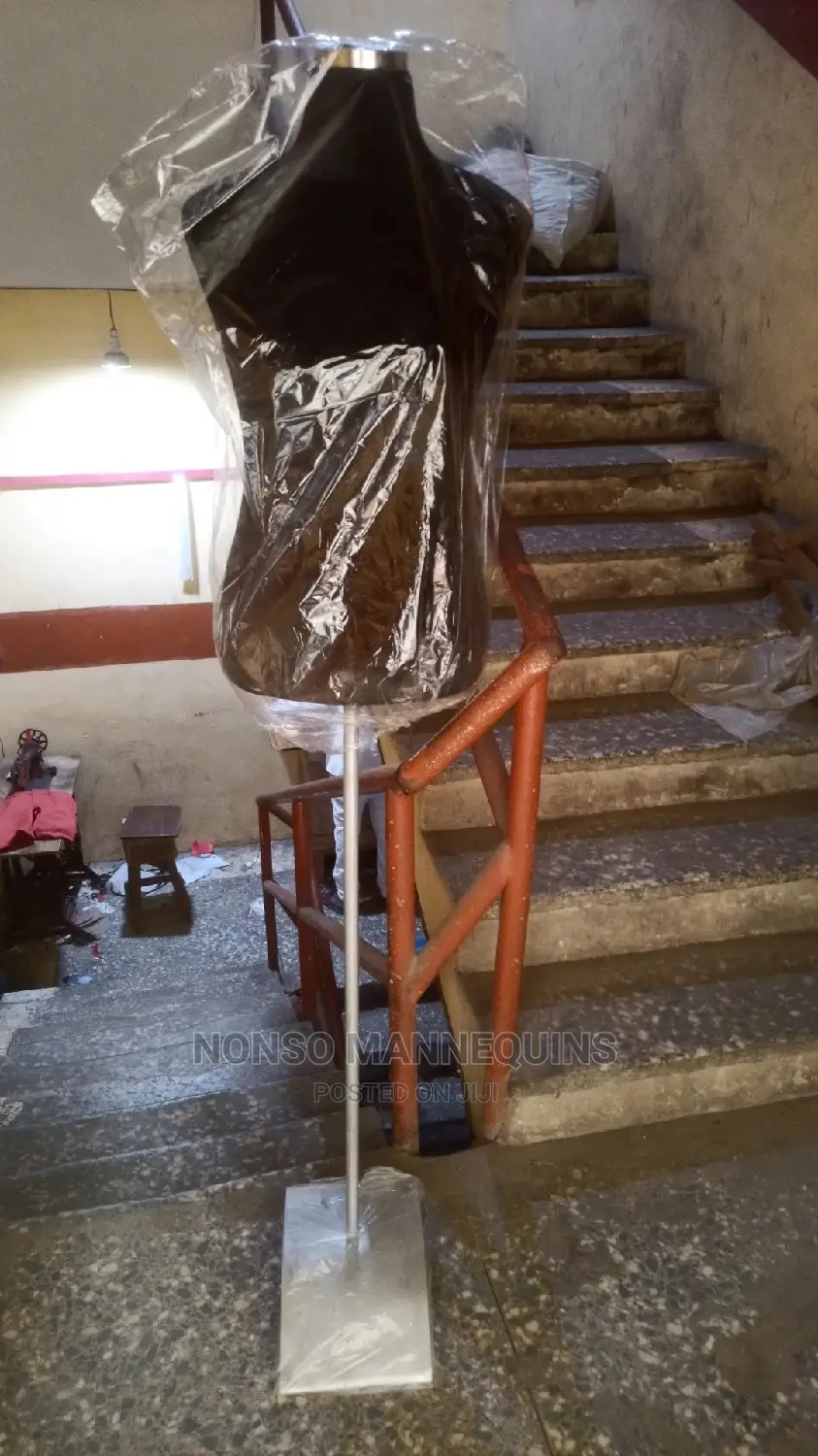 Female Dressform Stand With Metal Base