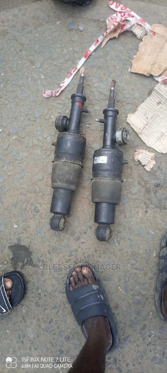QX56 Infinity Balloon Shock Oil One and Air