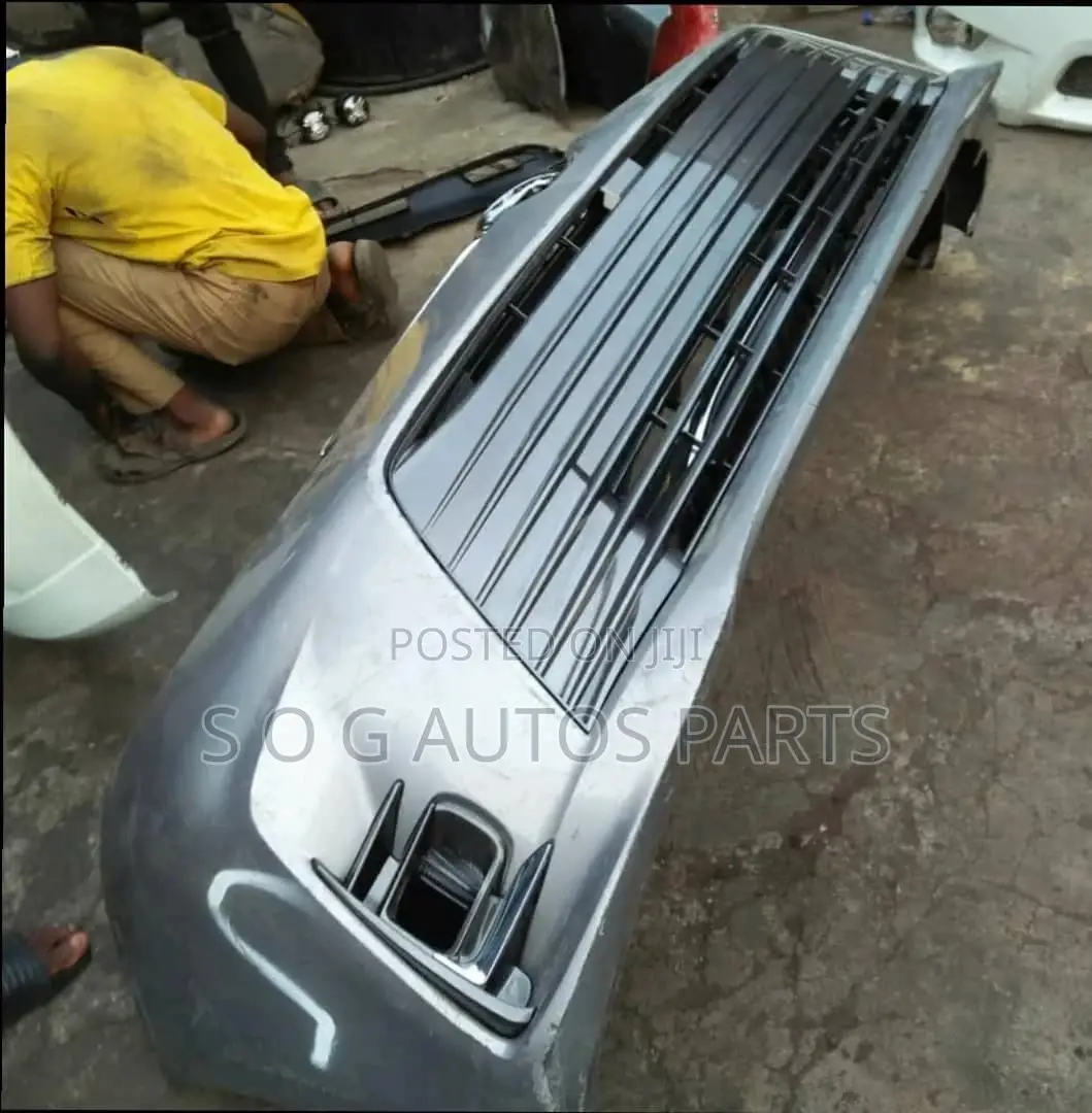 Complete Front Bumper Toyota Sienna 2019