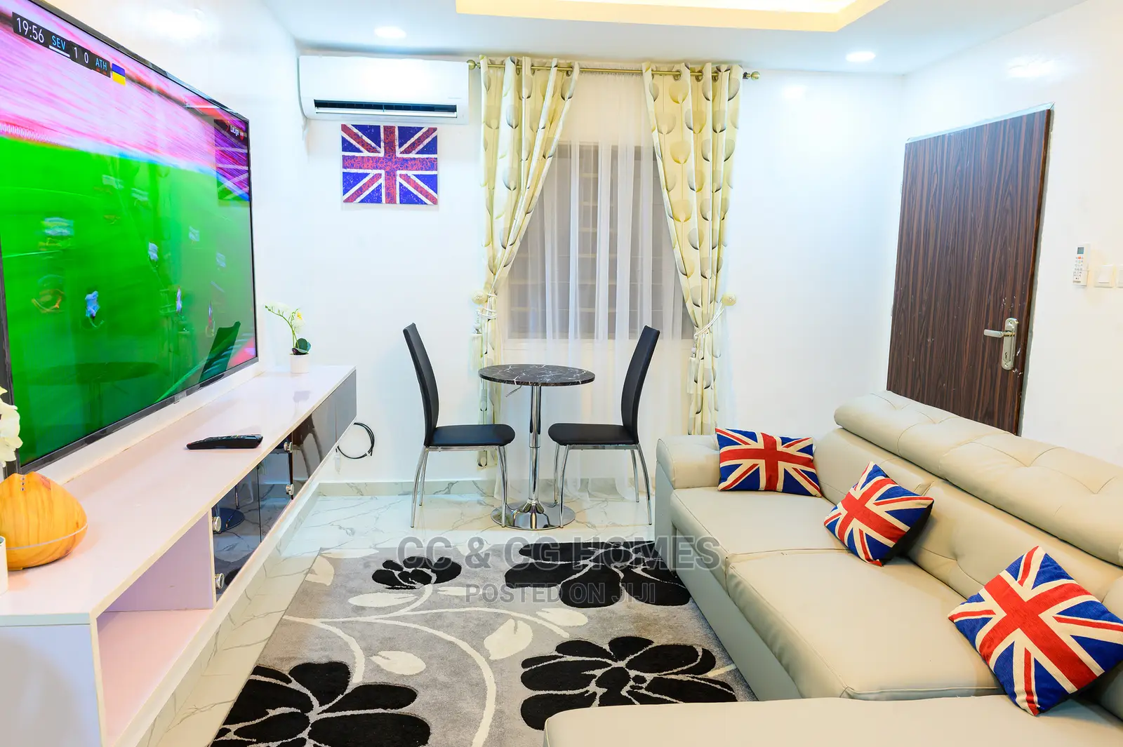 Luxury 2 Bedrooms Apartment