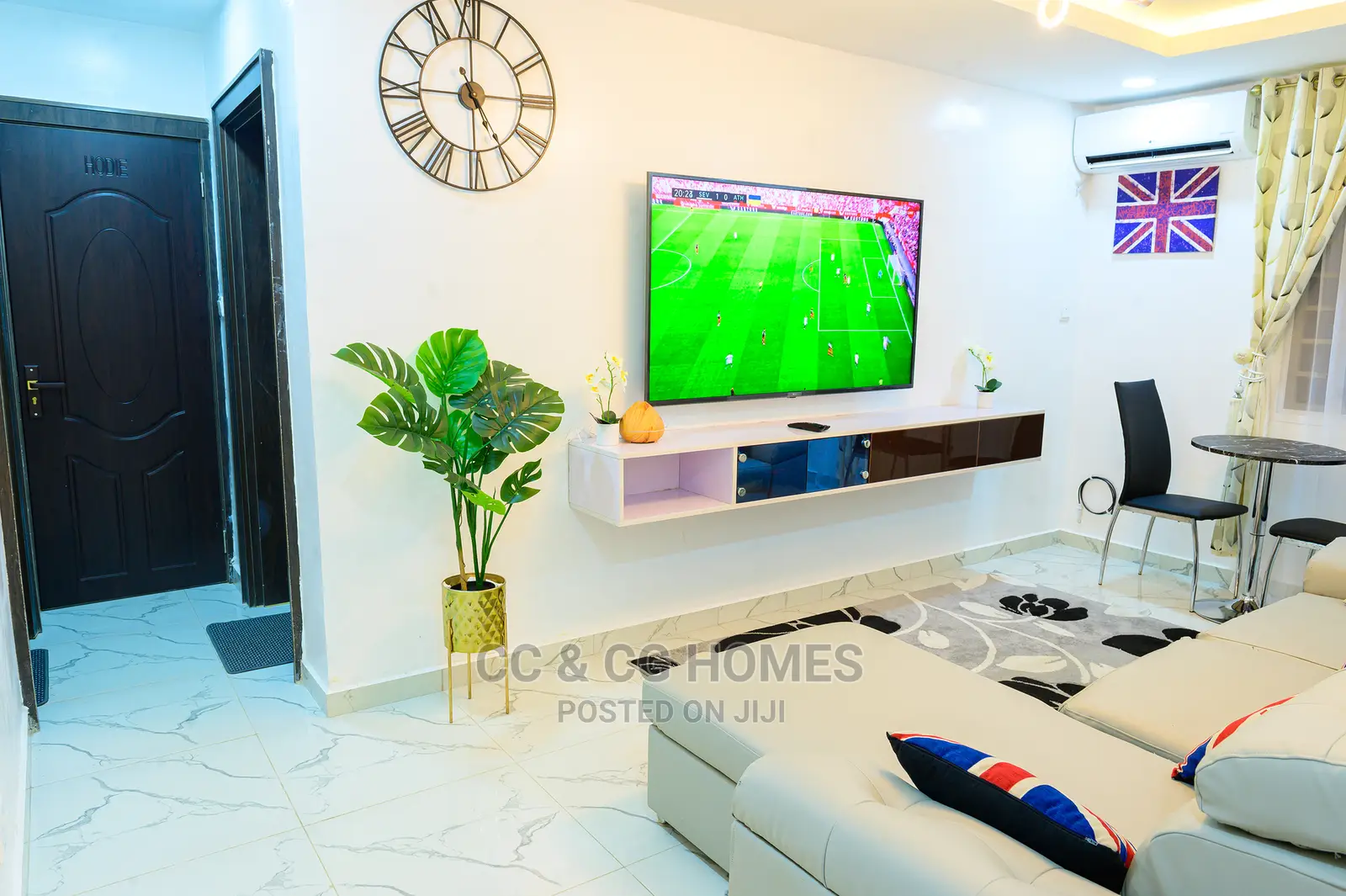 Luxury 2 Bedrooms Apartment