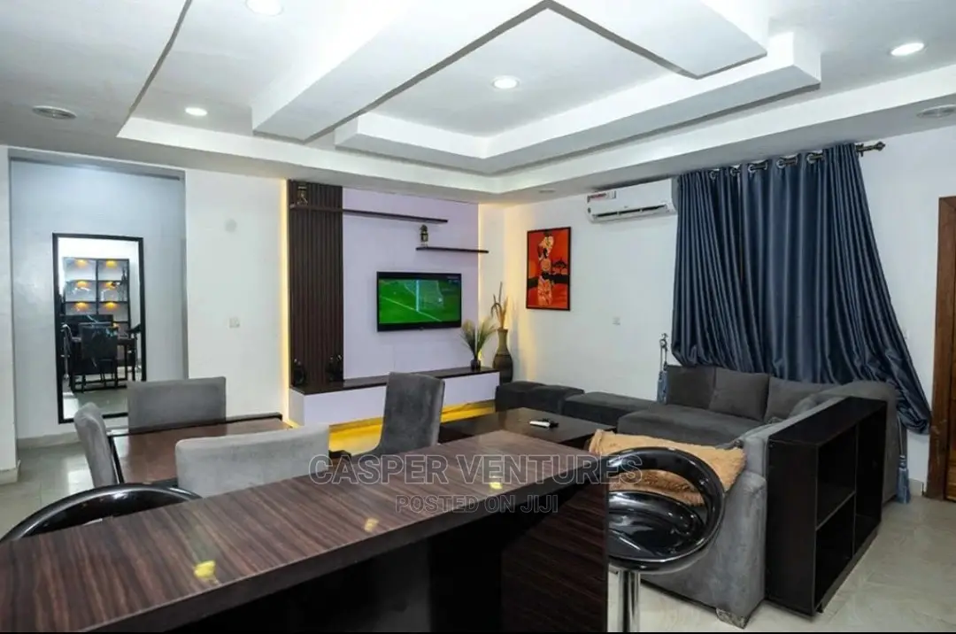 Enchanting 3-Bedroom Apartment With a Pool and Gym