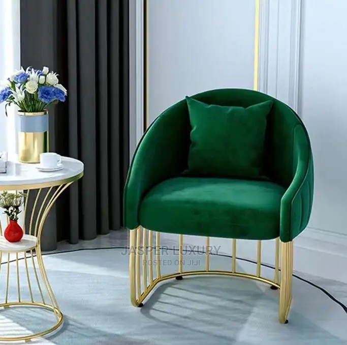 Amazing Set of Relaxing Chair