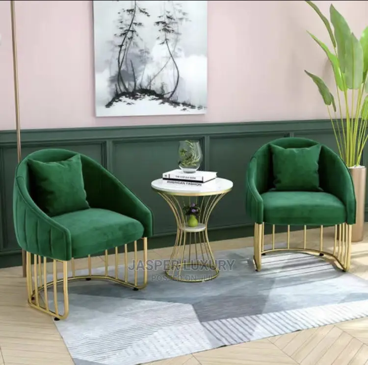 Amazing Set of Relaxing Chair