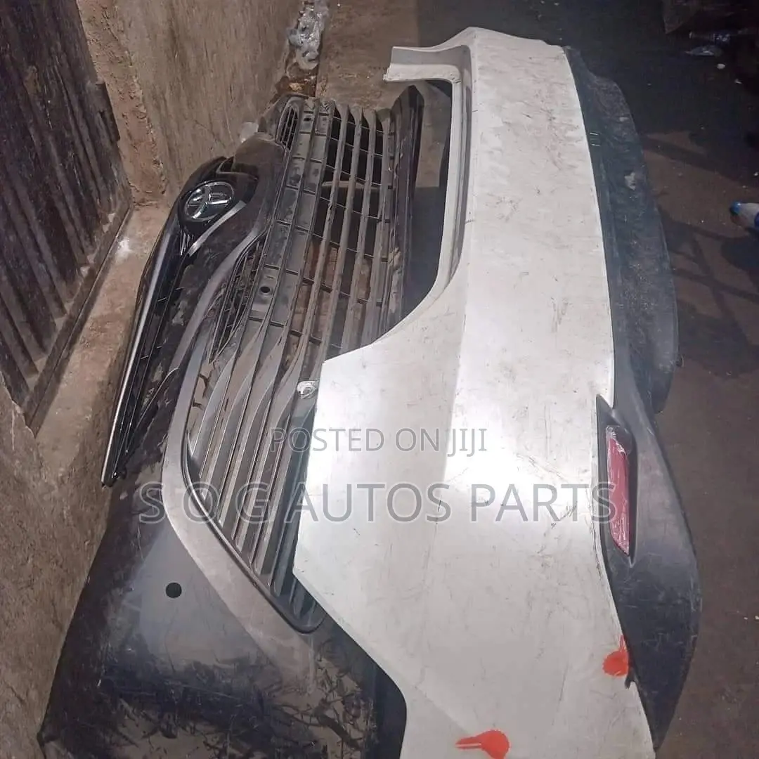 Front and Back Bumper Toyota Camry 2019 Le