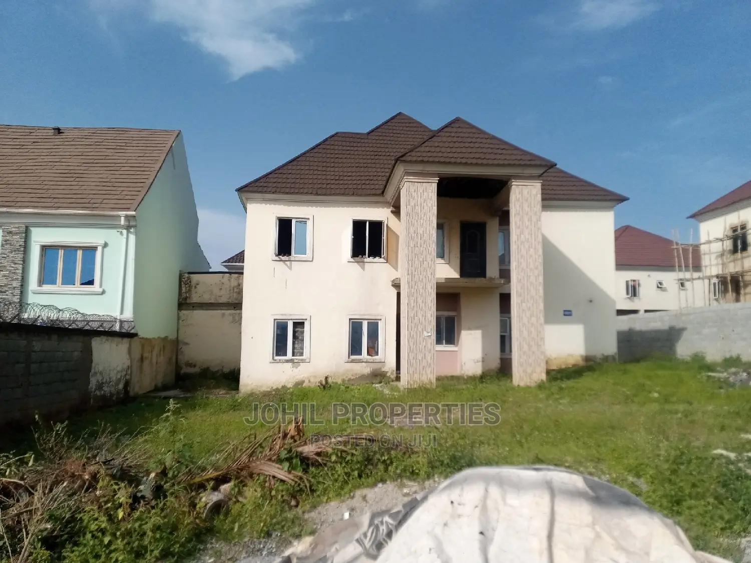 4bdrm Duplex in Asokoro for sale