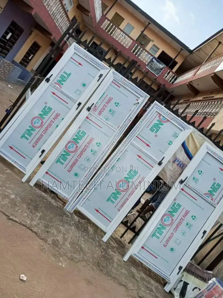 Toilets Aluminium Doors