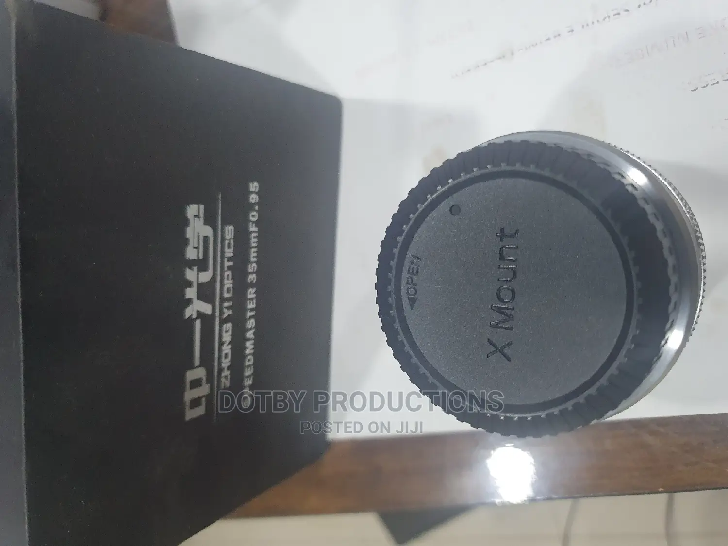 Zhongyi Speedmaster 35mm F0.95 Lens for Fujifilm X Mount