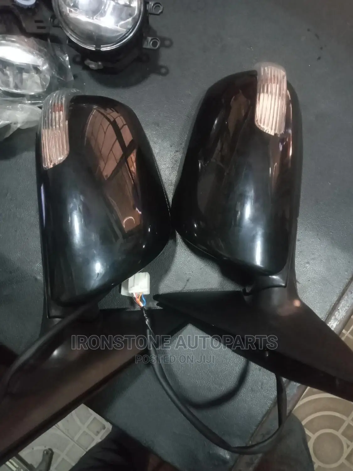 Universal Side Mirror (Foldable) - Camry 2.4, 2.7