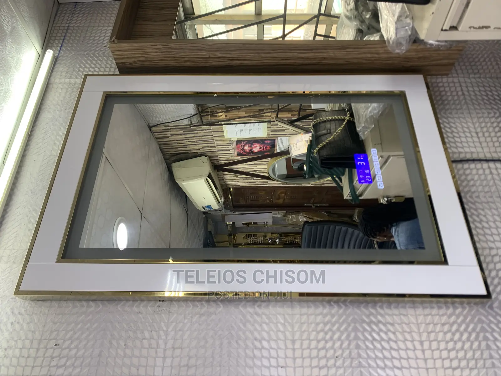 Bluetooth LED Mirror