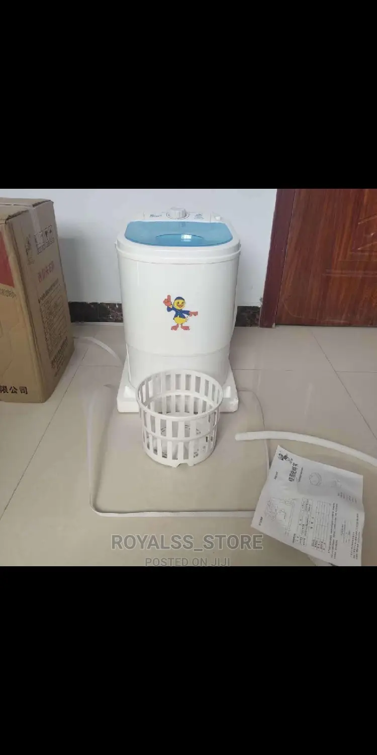 4.5kg Mini Washing Machine and Spinner