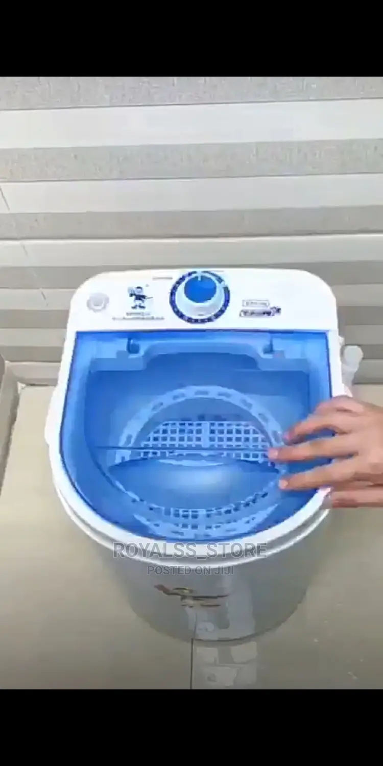 4.5kg Mini Washing Machine and Spinner