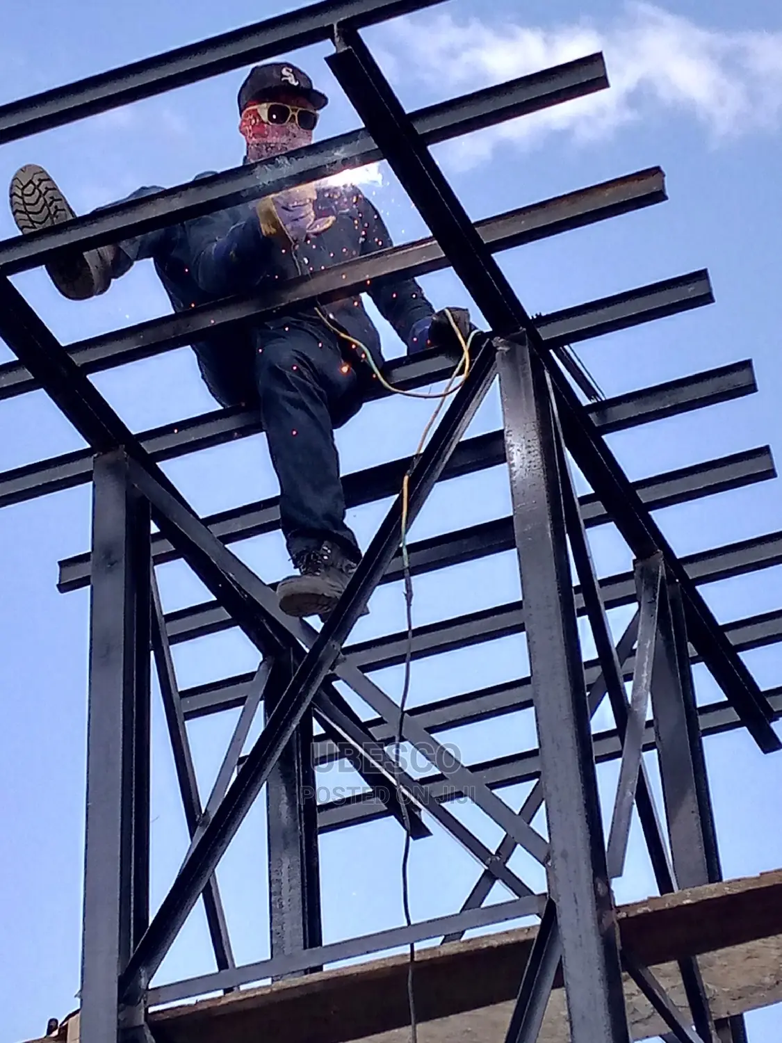 Water Tank Stand With Solar Hangers for Wa