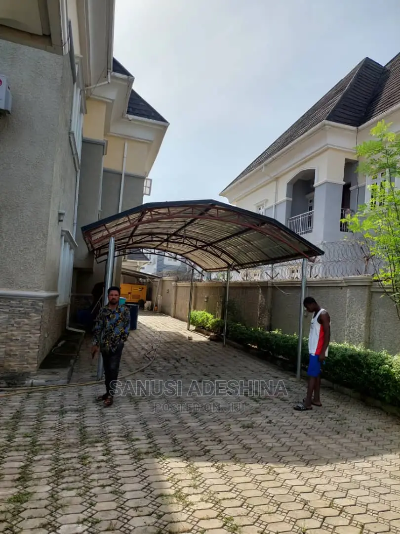 5bdrm Duplex in Efab Metropolitan, Gwarinpa for sale
