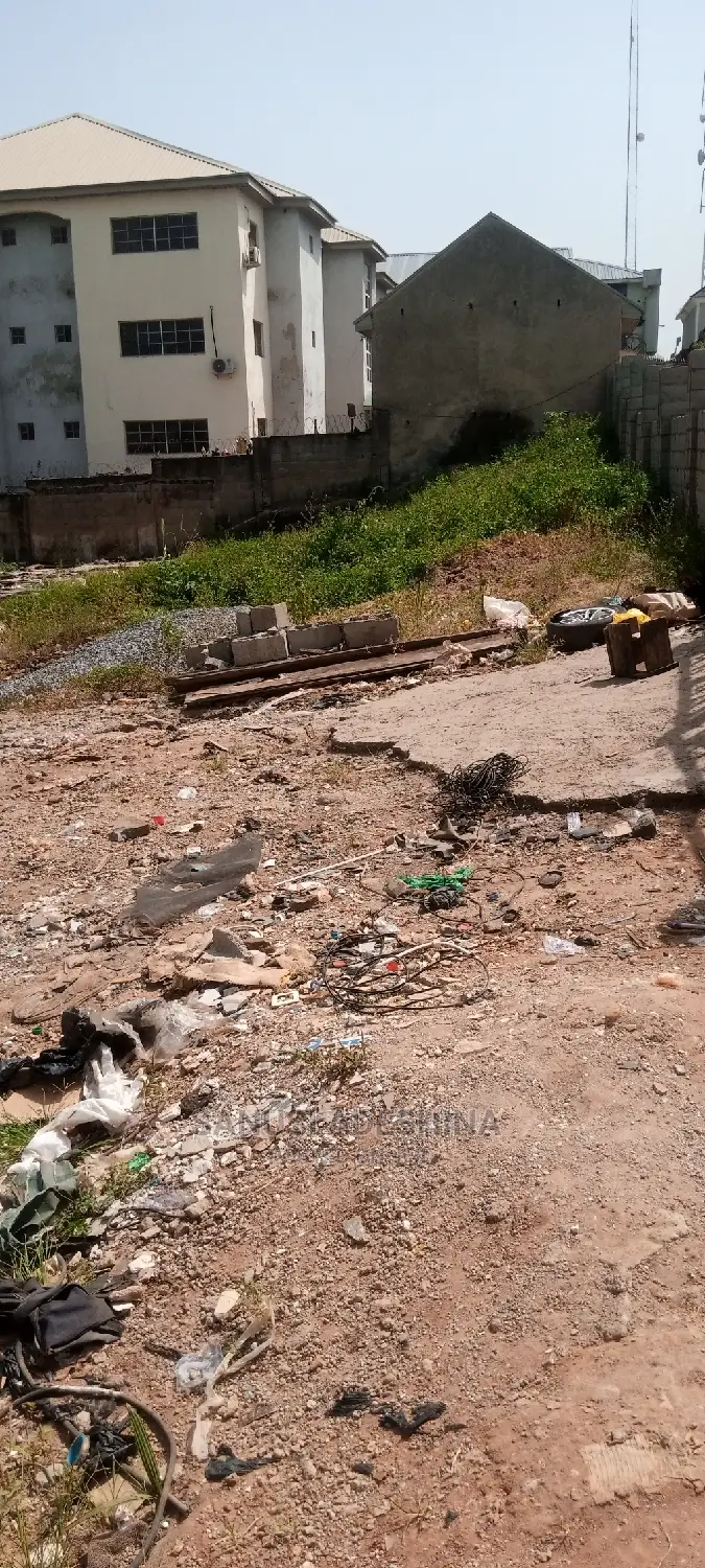A Very Good Commercial Plot Located in Gwarimpa Estate FCT A