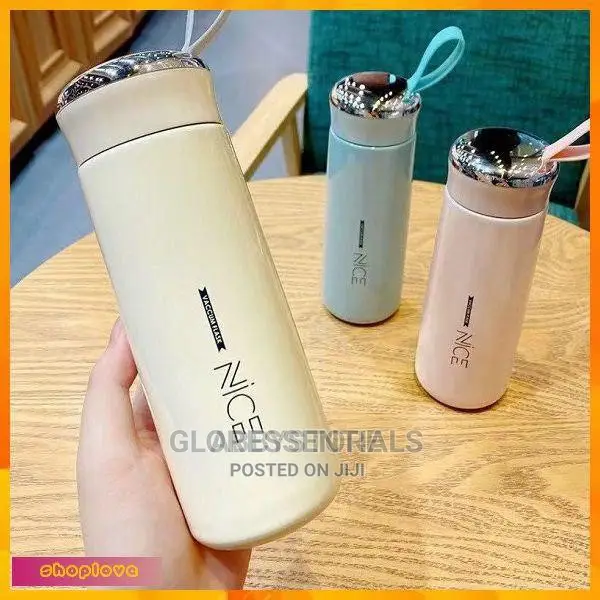 Souvenirs Water Bottle