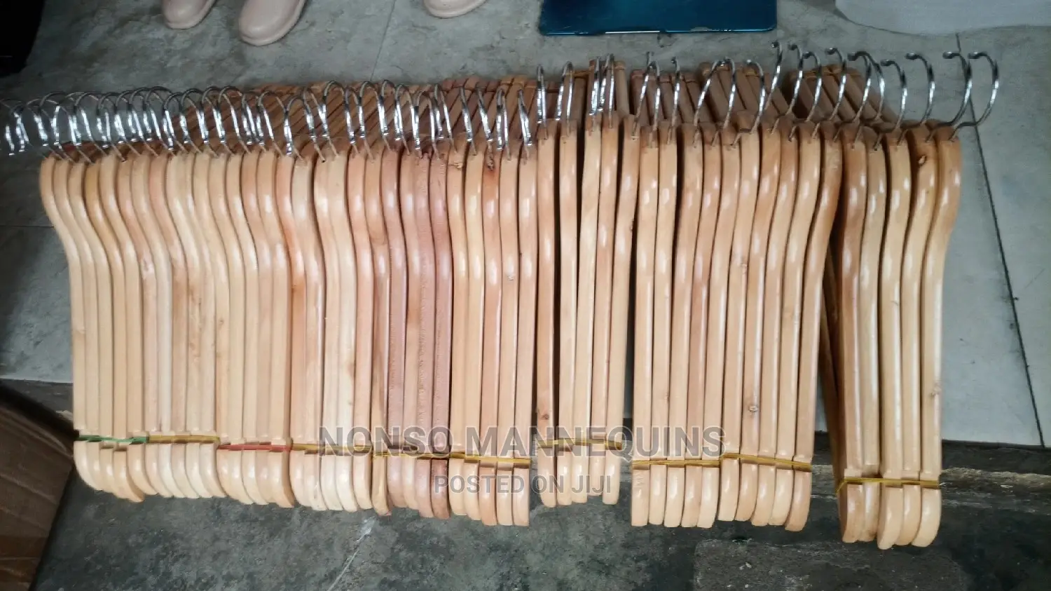 New Wooden Clothes Hangersz