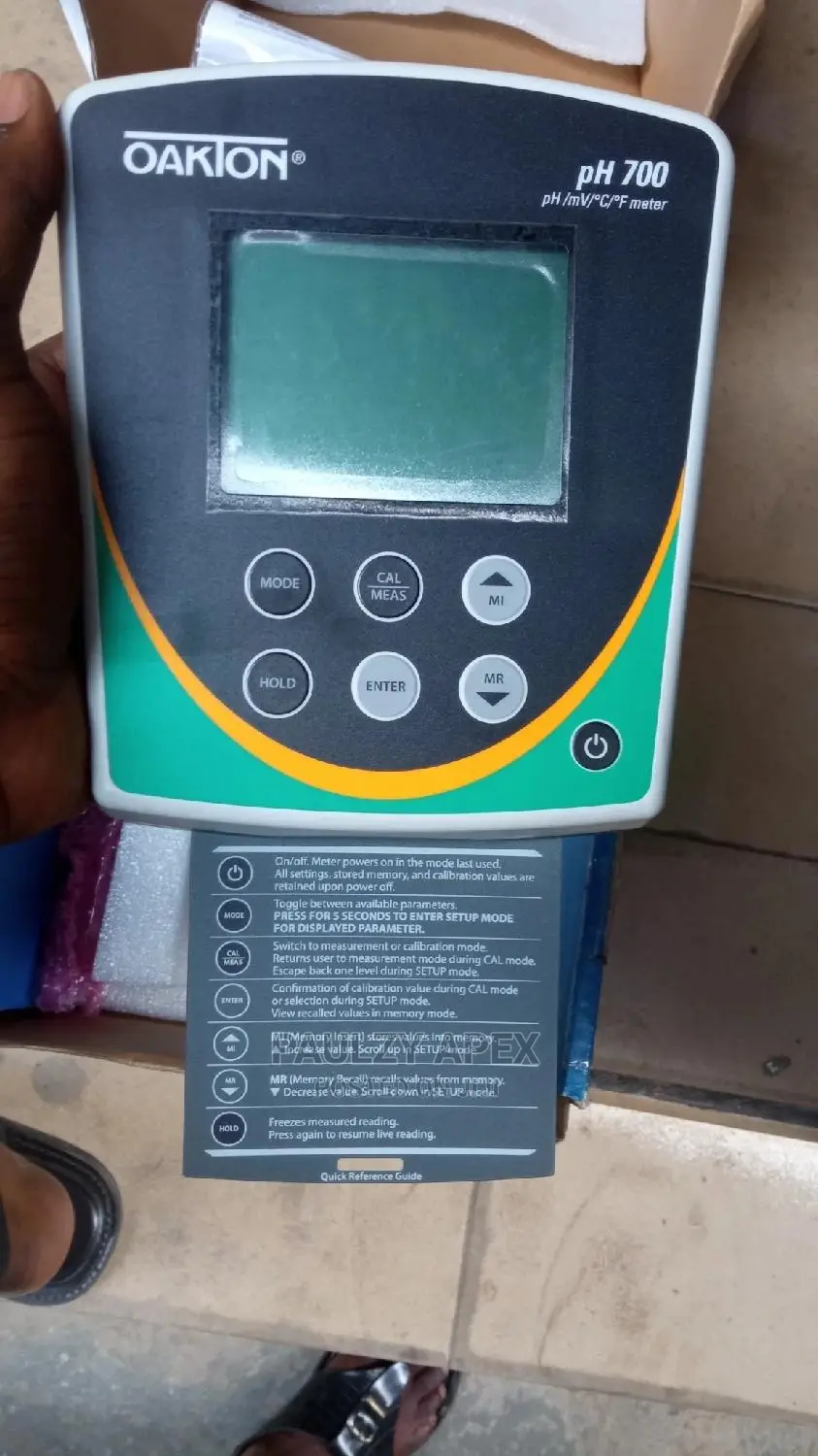 Oakton Ph Meter (Bench Top)