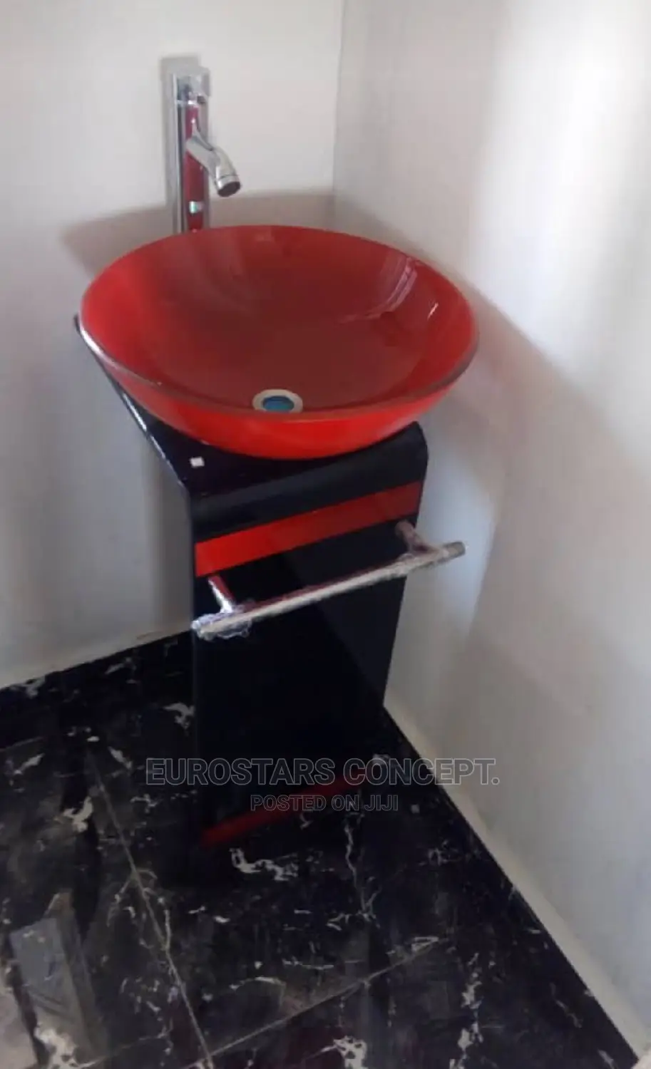 New Model Glass Wash Hand Basin
