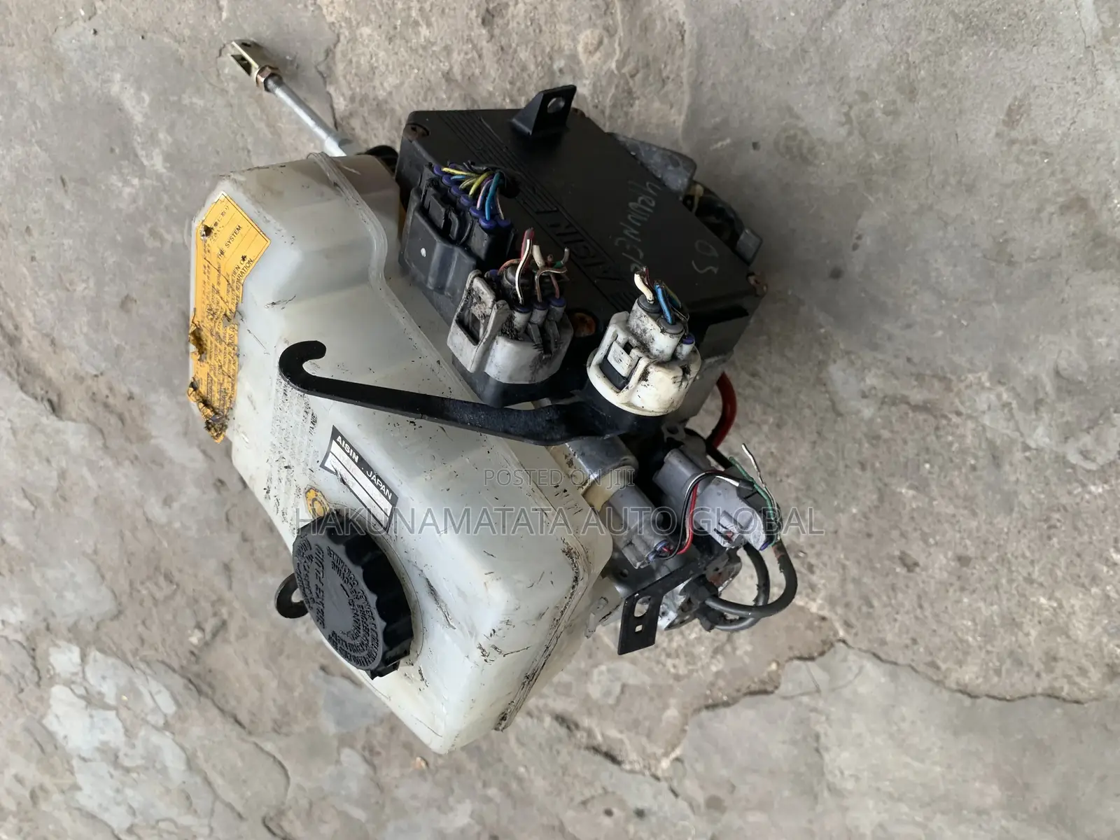 Abs Pump for Toyota and Lexus Jeeps From 2002 to 2005