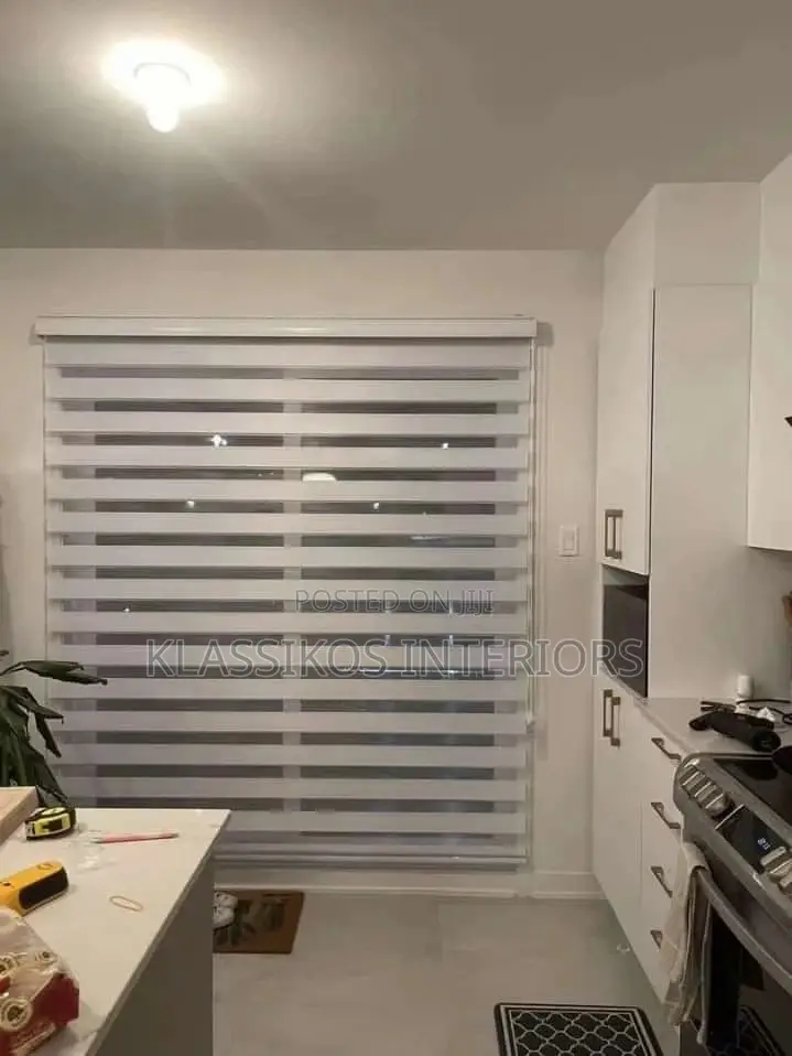 Window Blinds (Free Dilivery)