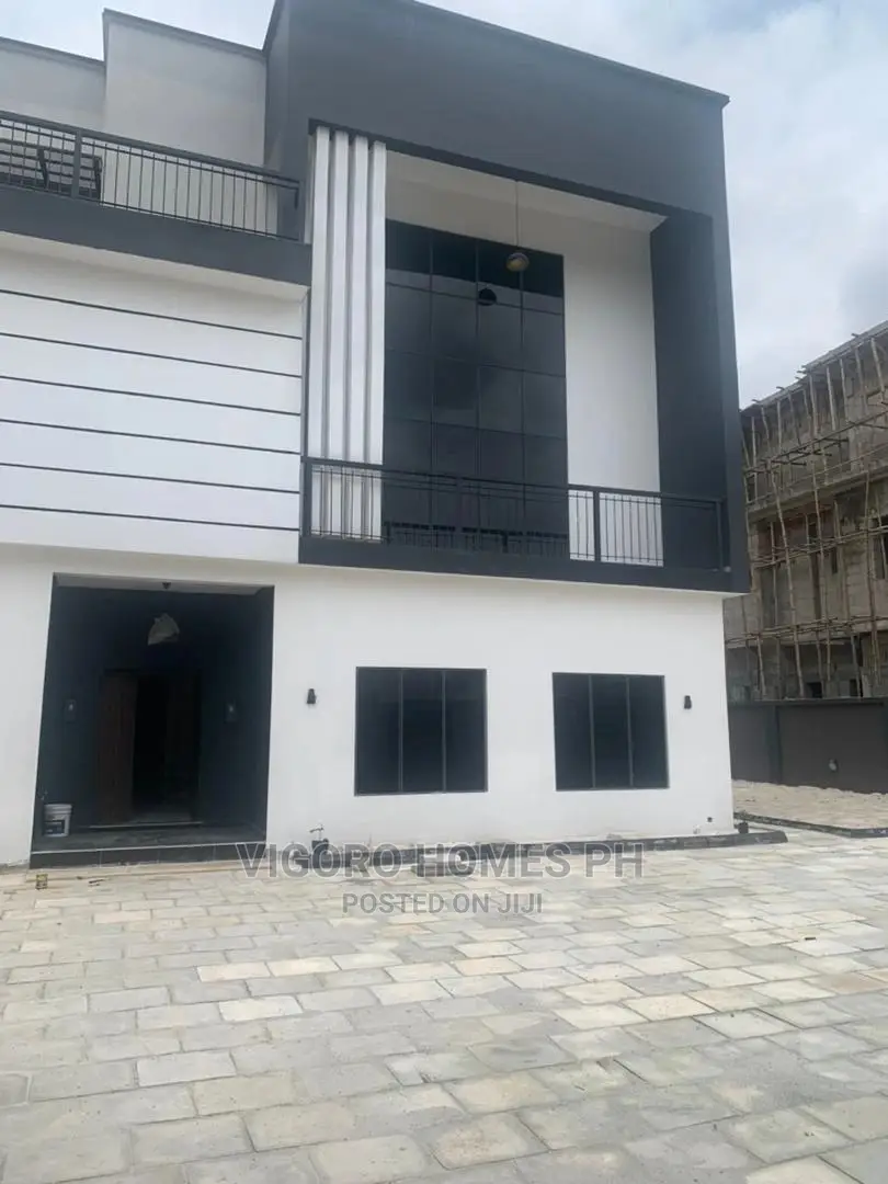 Furnished 5bdrm Duplex in Port-Harcourt for sale