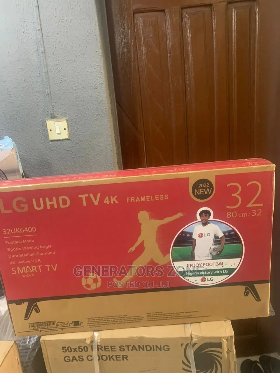 LG 32 Inches Smart TV With Youtube, Facebook