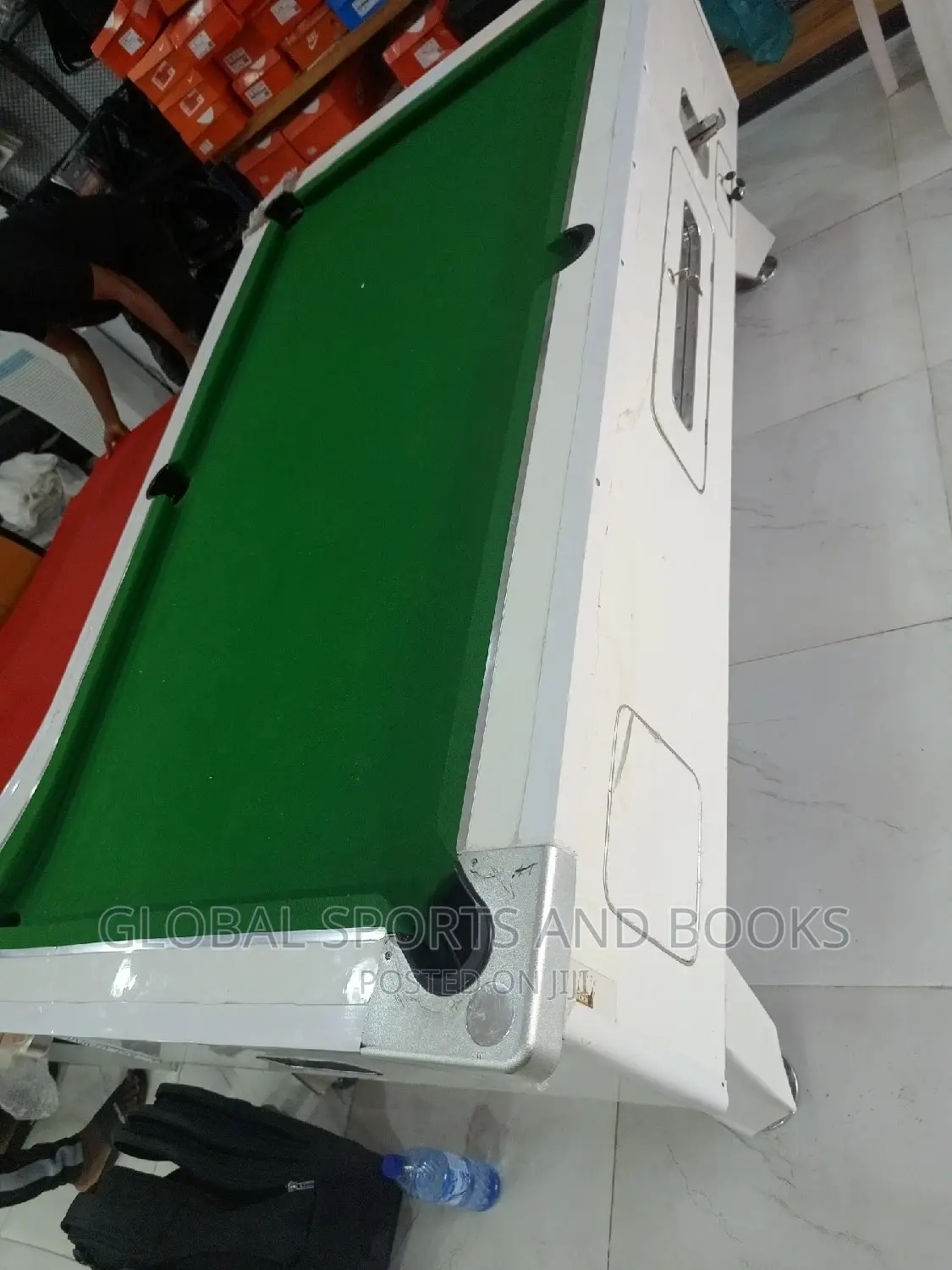Marble Coin Snooker Board White