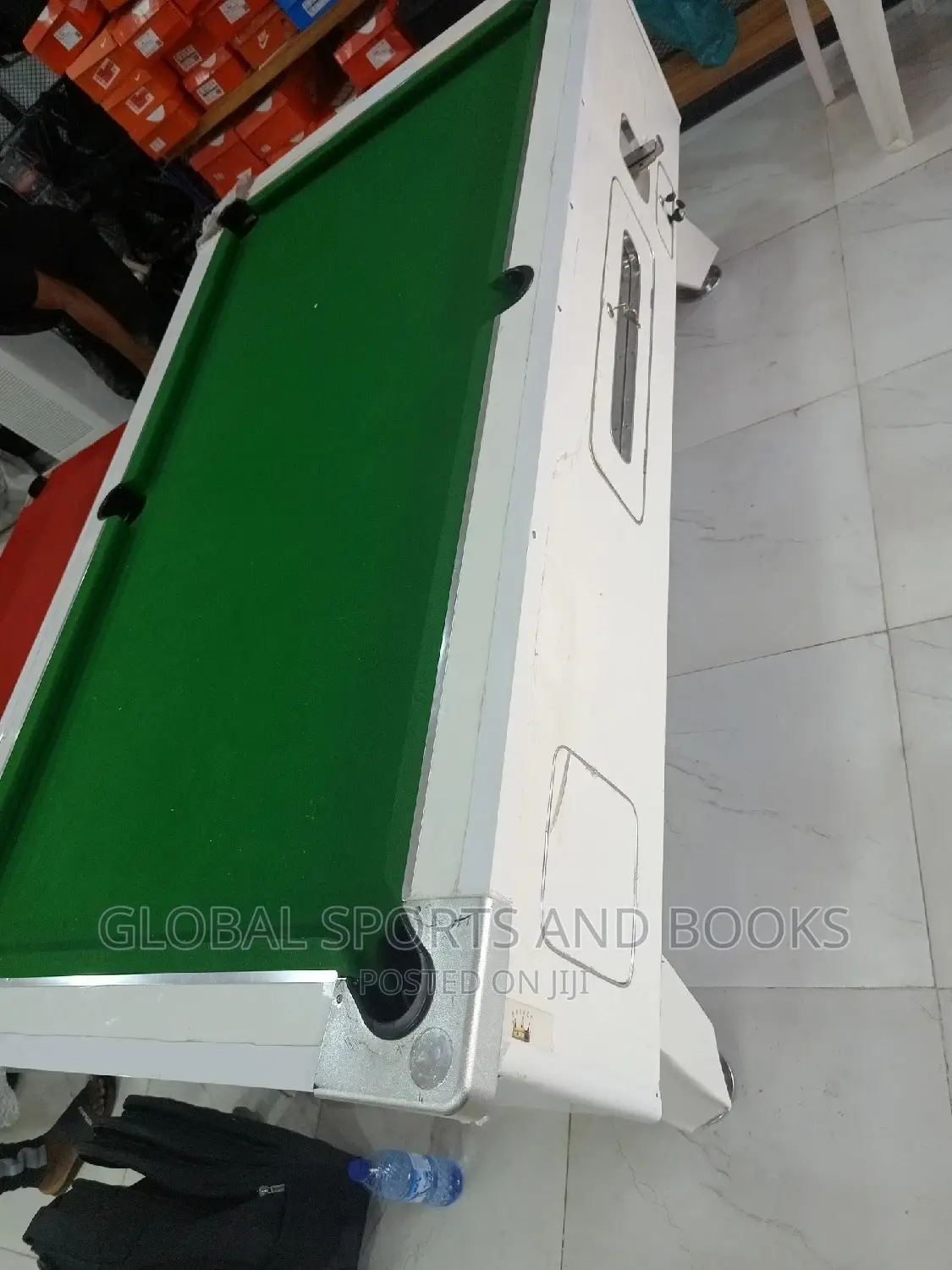 Marble Coin Snooker Board White