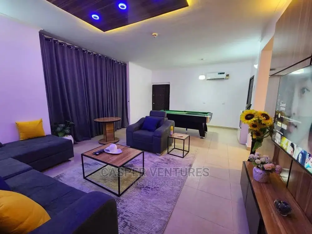 Gorgeous 2-Bedroom Edifice in VI for Short let